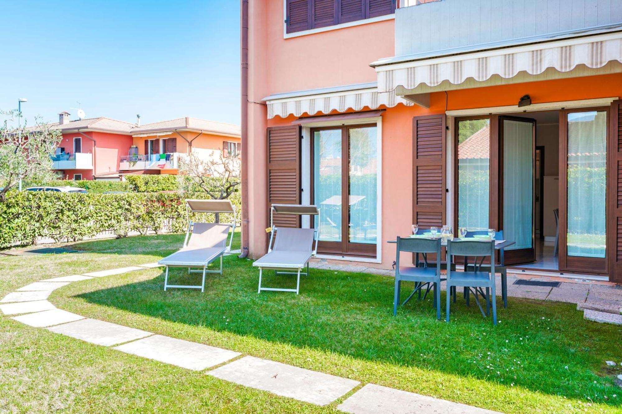 Apartments Blitz - Regarda Travel Lazise Eksteriør billede